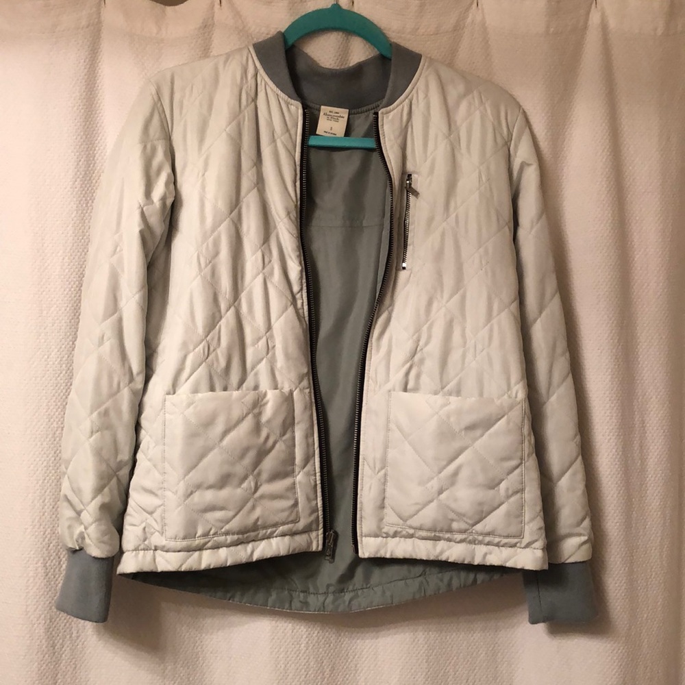 NWOT Reversible Mint A&F Down Bomber Jacket | SM - Picture 3 of 6